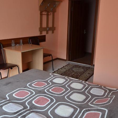 Hotel Kezdesu 阿拉木图 外观 照片